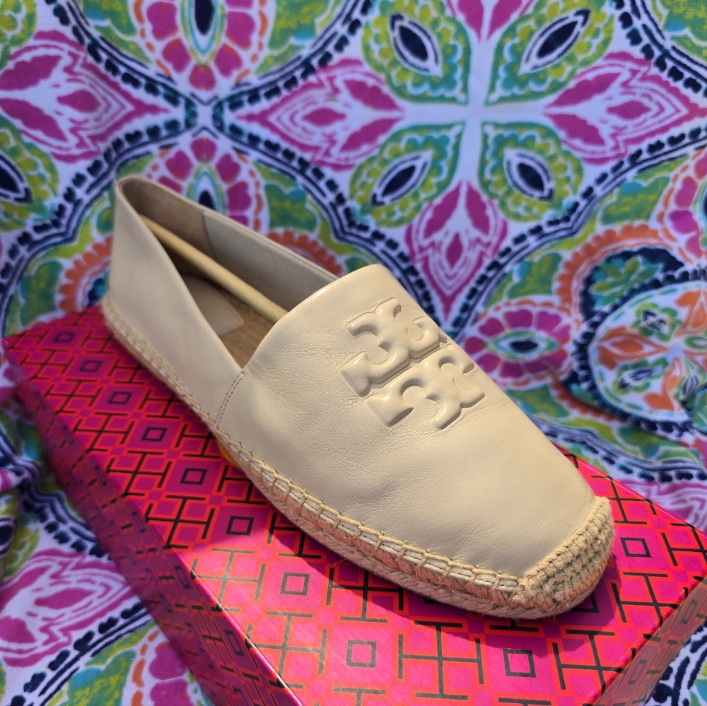 Tory Burch Cream Leather Espadrille Slip-On with Embossed Logo - Picture 5 of 8